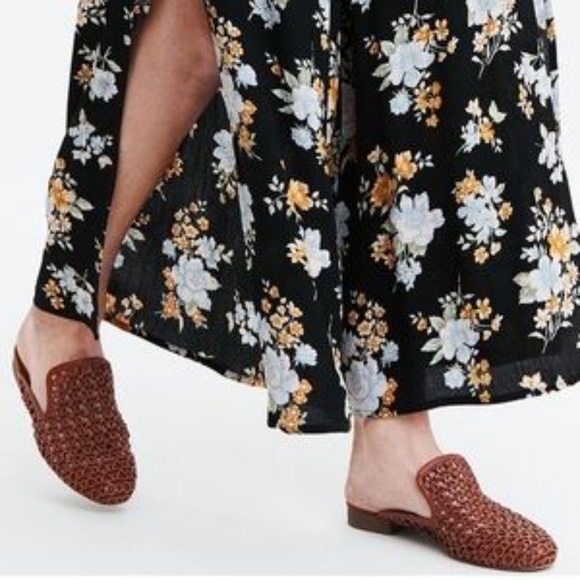 American Eagle Outfitters Shoes - American Eagle Woven Mule